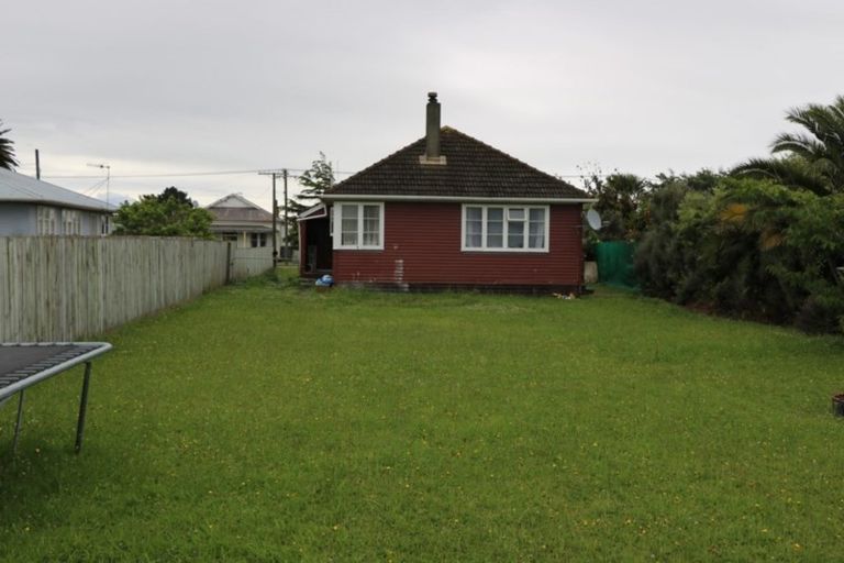 Photo of property in 15 Coley Street, Foxton, 4814