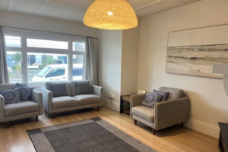 Photo of property in 291 Marine Parade, Napier South, Napier, 4110