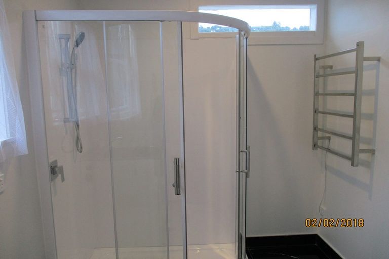 Photo of property in 127 Molesworth Street, Taita, Lower Hutt, 5011