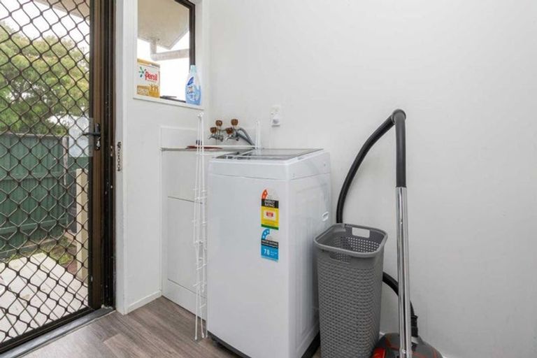 Photo of property in 76g Bandon Street, Frankton, Hamilton, 3204