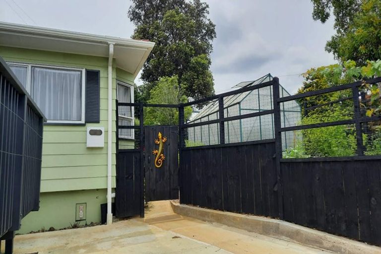 Photo of property in 6a Glover Place, Onerahi, Whangarei, 0110
