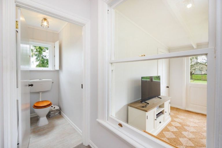 Photo of property in 11 Lawton Road, Feilding, 4775