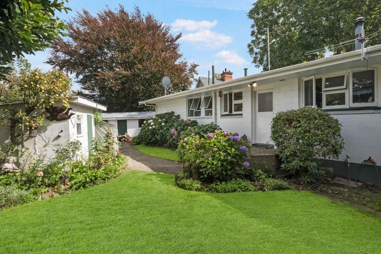 Photo of property in 302a Greers Road, Bishopdale, Christchurch, 8053