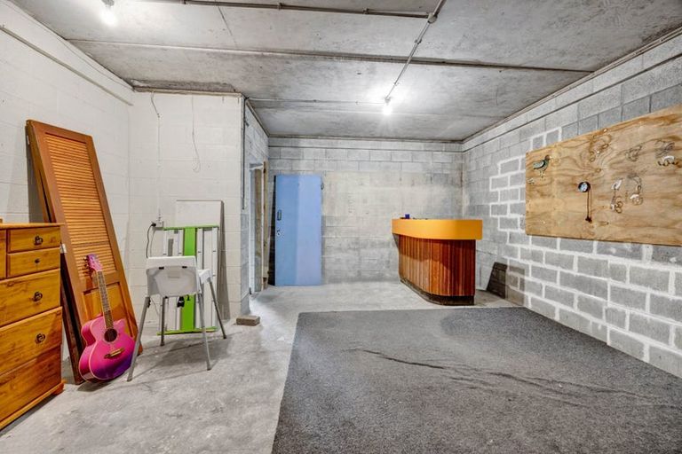 Photo of property in 19 Tybalt Street, Stratford, 4332