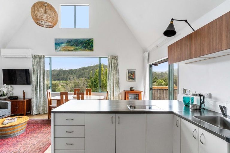 Photo of property in 10/600 Hikuai Settlement Road, Pauanui, Hikuai, 3579