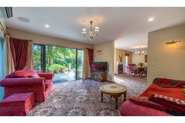 Photo of property in Cornwall Gardens, 18/27 Cornwall Street, St Albans, Christchurch, 8014