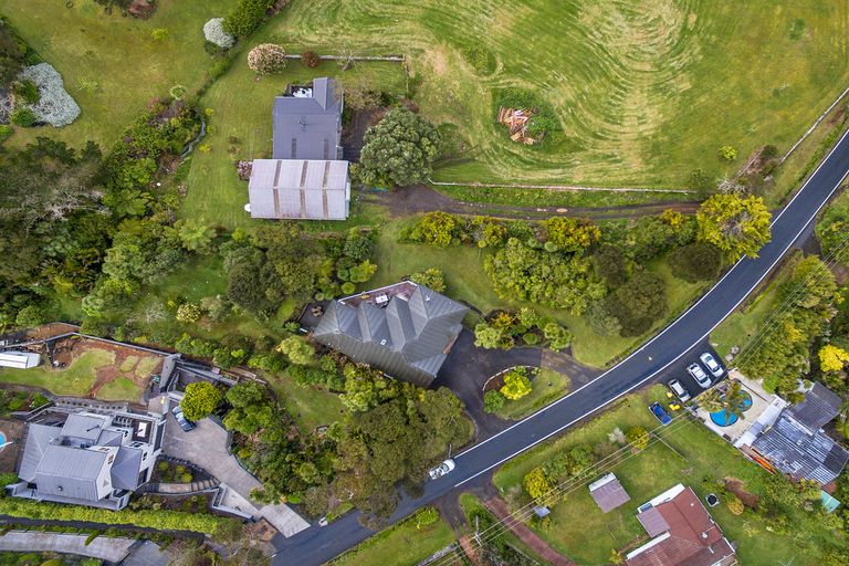 Photo of property in 177 Shaw Road, Oratia, Auckland, 0604