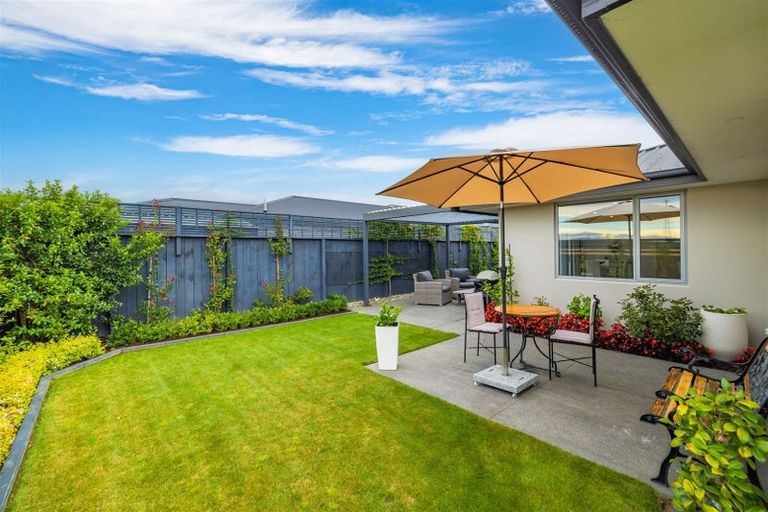 Photo of property in 49 Westpark Boulevard, Rangiora, 7400
