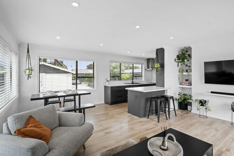 Photo of property in 88 Cotswold Avenue, Bishopdale, Christchurch, 8053