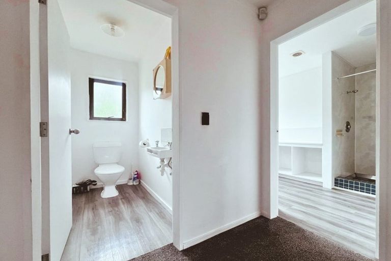 Photo of property in 2 Garboard Lane, Whitby, Porirua, 5024