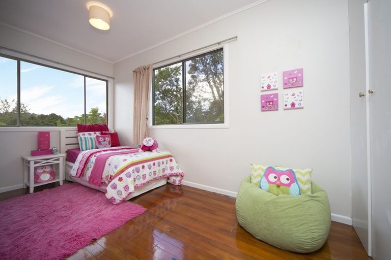 Photo of property in 28 Minnehaha Avenue, Titirangi, Auckland, 0604