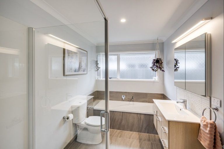 Photo of property in 26 Hurunui Drive, Te Awa, Napier, 4110