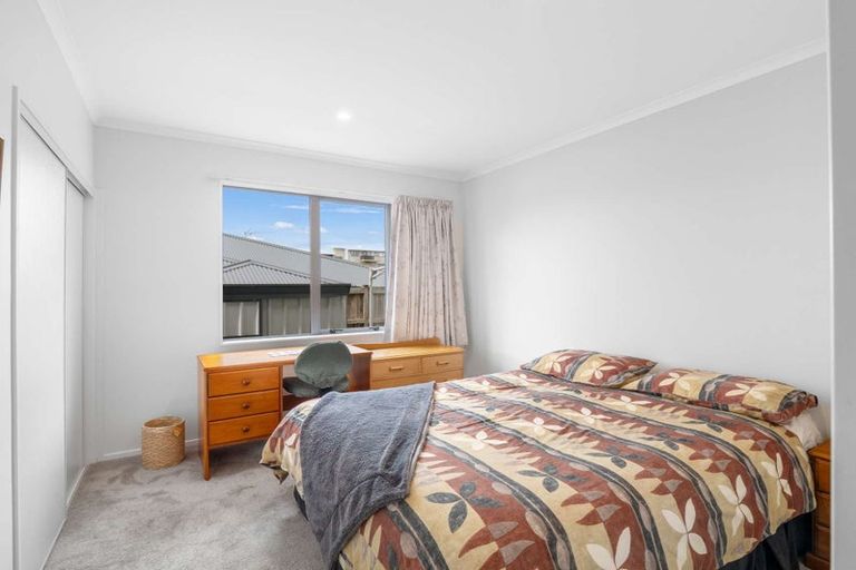 Photo of property in 3 Taikura Avenue, Red Beach, 0932