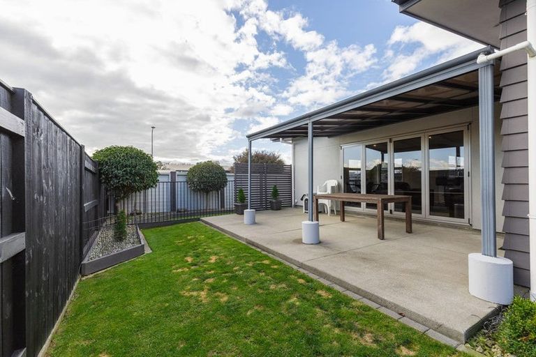 Photo of property in 62 Rosalie Terrace, Kelvin Grove, Palmerston North, 4414