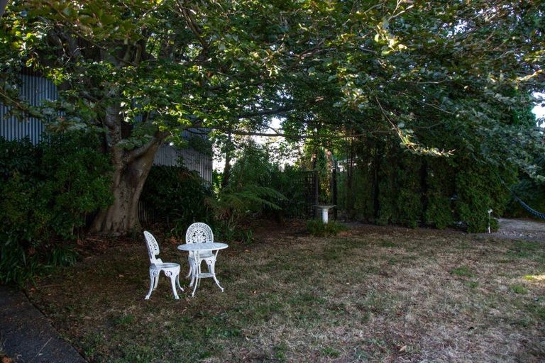 Photo of property in 3 Mckenzie Terrace, Carterton, 5713