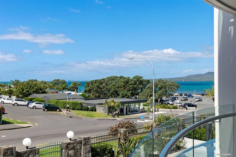 Photo of property in 5/7 The Promenade, Takapuna, Auckland, 0622