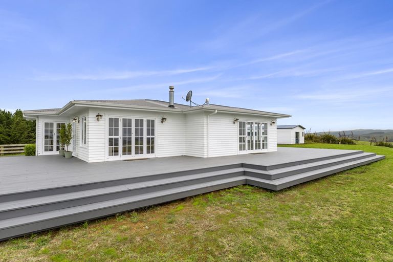 Photo of property in 448 Ruapuke Road, Raglan, 3296