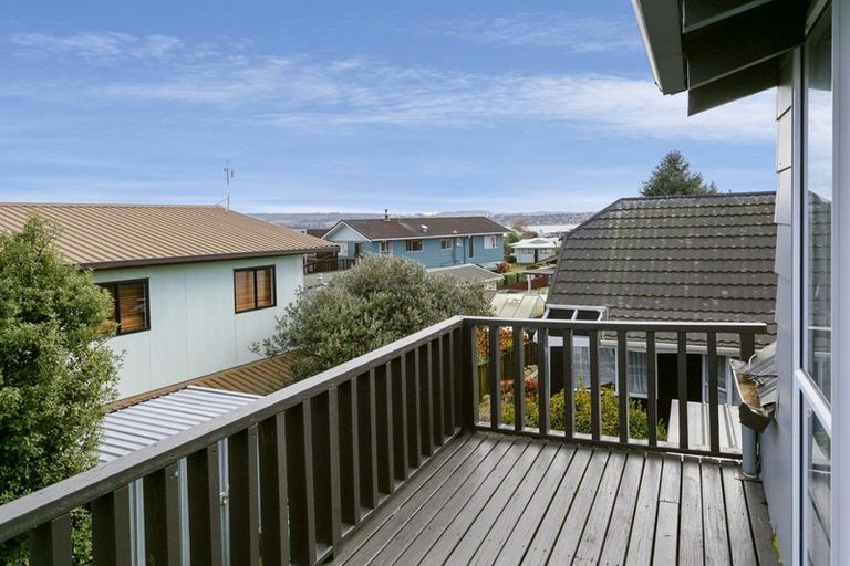 Photo of property in 2/27 Tobin Place, Richmond Heights, Taupo, 3330