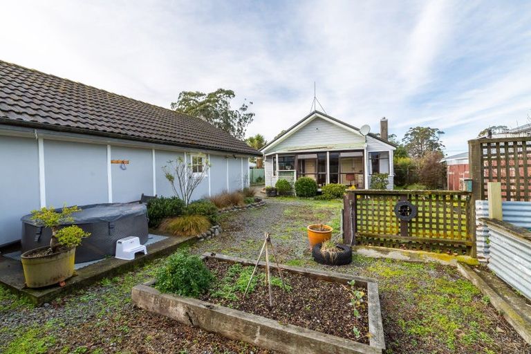 Photo of property in 105 Watt Street, Featherston, 5710