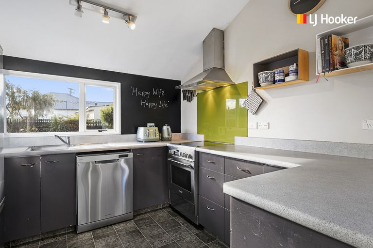 Photo of property in 9 Montreal Street, Saint Kilda, Dunedin, 9012