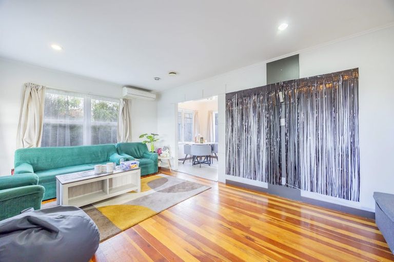 Photo of property in 21 Tilden Avenue, Hillcrest, Auckland, 0627