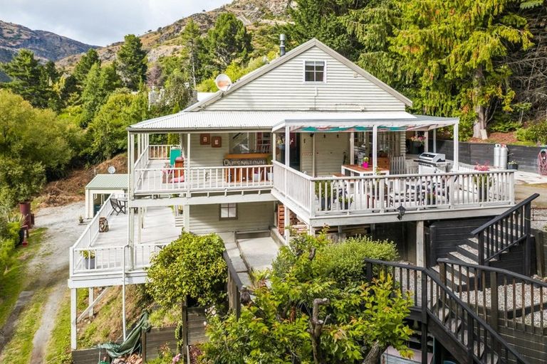 Photo of property in 1 Mcchesney Road, Arthurs Point, Queenstown, 9371