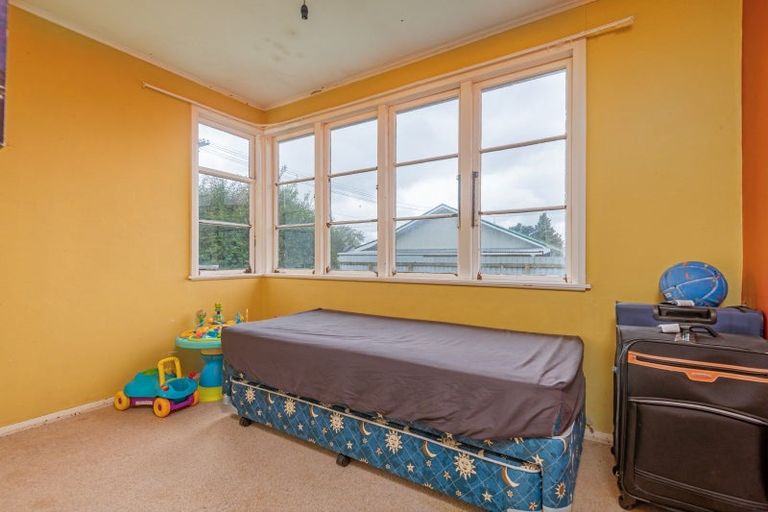 Photo of property in 5 Crewe Street, Pahiatua, 4910