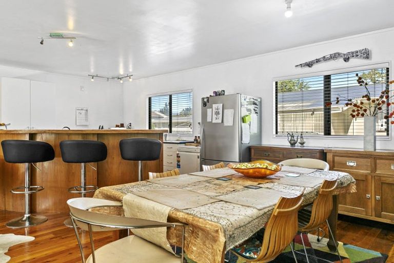 Photo of property in 193 Te Rangitautahanga Road, Turangi, 3334