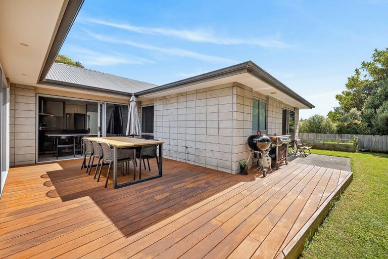 Photo of property in 5 Southill Way, Pyes Pa, Tauranga, 3112