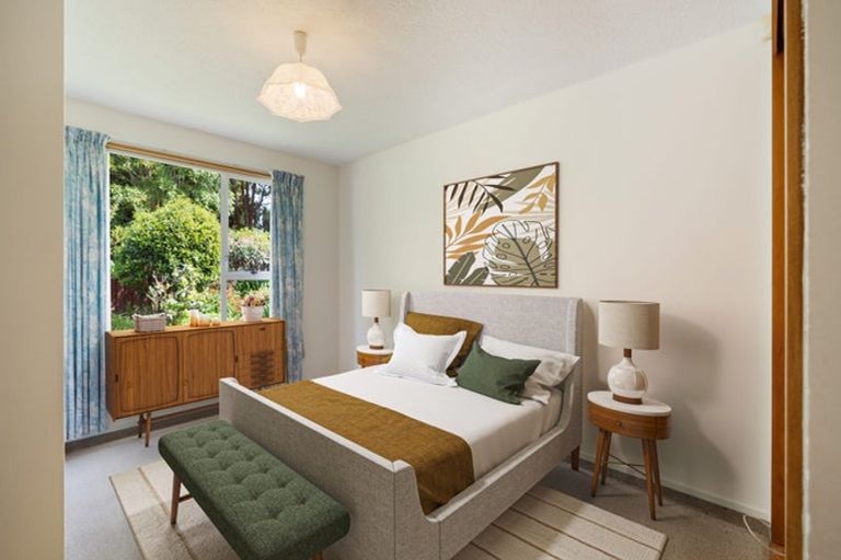 Photo of property in 6 Torvill And Dean Lane, Cashmere, Christchurch, 8022