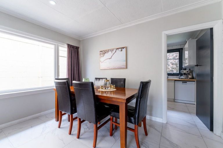 Photo of property in 2a Watson Street, Green Island, Dunedin, 9018