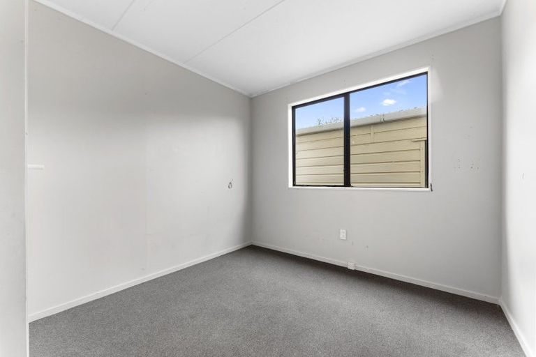 Photo of property in 42a Mcleavey Drive, Kelvin Grove, Palmerston North, 4414
