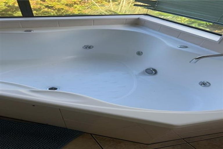 Photo of property in 78 Ngatai Road, Otumoetai, Tauranga, 3110