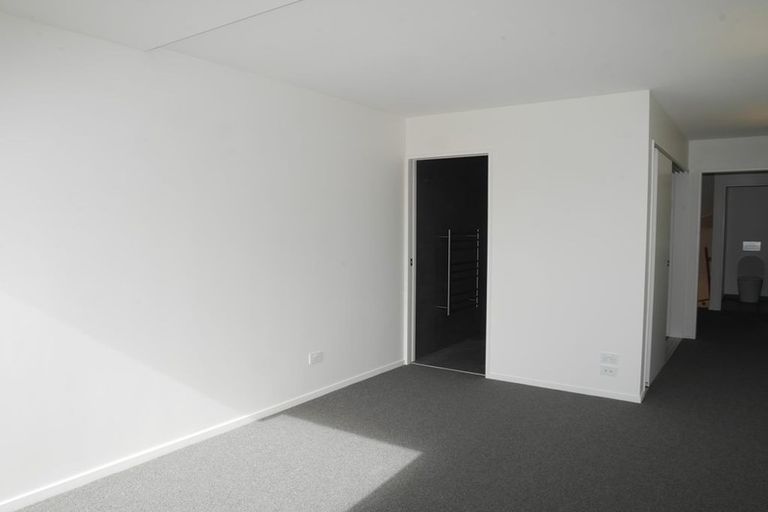 Photo of property in 384d Kapiti Road, Paraparaumu Beach, Paraparaumu, 5032