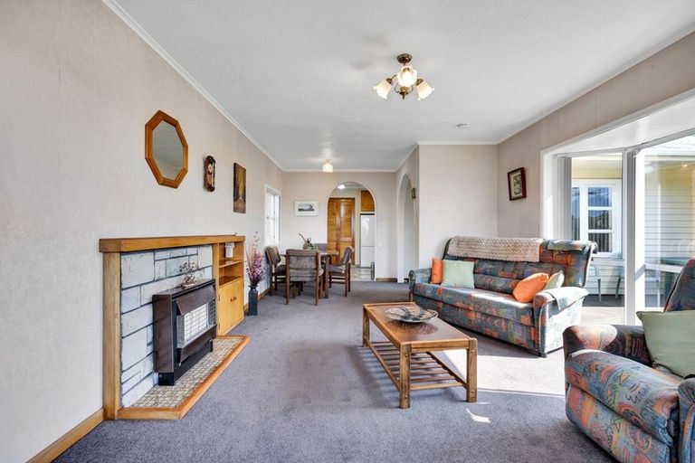 Photo of property in 3 Watene Crescent, Waitara, 4320