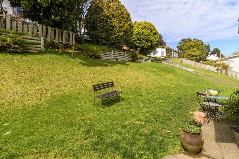 Photo of property in 61 Seymour Place, Bellevue, Tauranga, 3110