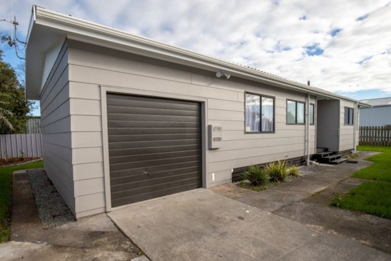 Photo of property in 2b Darlington Street, Ngatea, 3503