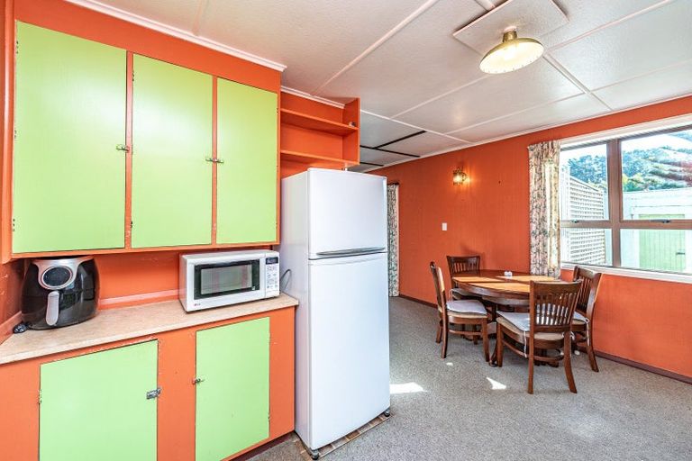 Photo of property in 2 Kells Street, Waitotara, Whanganui, 4588