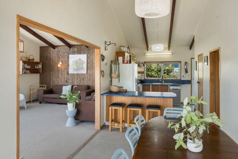 Photo of property in 207 Seaforth Road, Waihi Beach, 3611