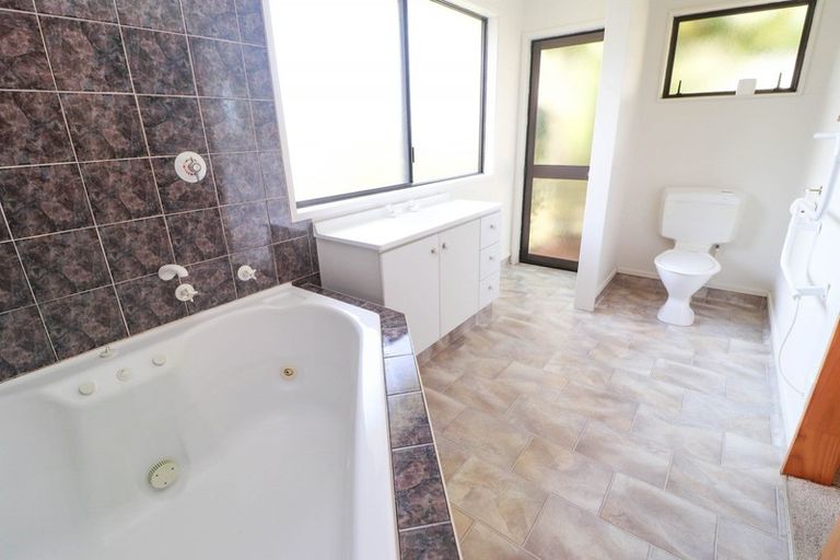 Photo of property in 30 Puriri Valley Road, Puriri, Thames, 3578