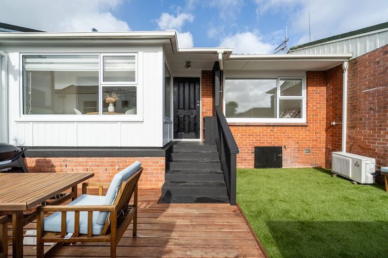 Photo of property in 2/10 Park Avenue, Takapuna, Auckland, 0622