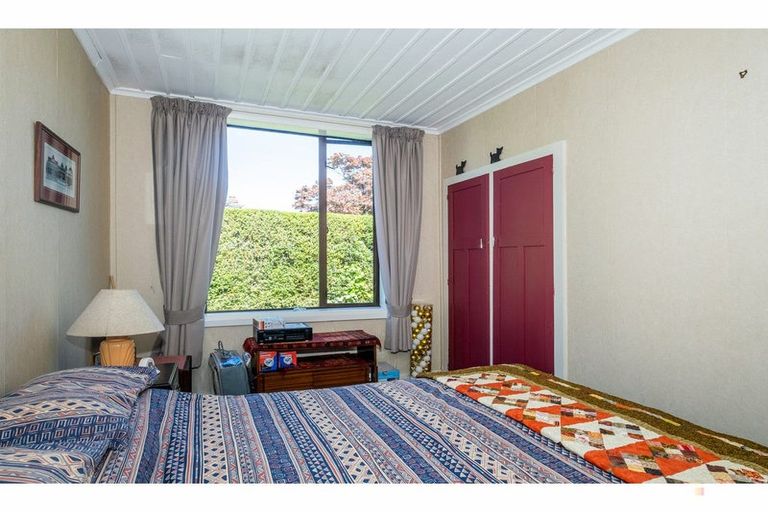 Photo of property in 39 Rhodes Street, Waimate, 7924