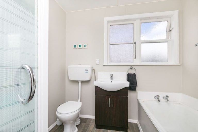 Photo of property in 22 Atua Street, Johnsonville, Wellington, 6037