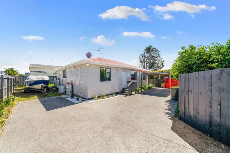 Photo of property in 3/4 Oxford Road, Manurewa, Auckland, 2102