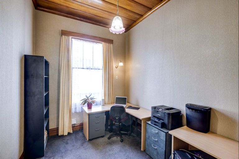 Photo of property in 11 Nelson Crescent, Napier South, Napier, 4110