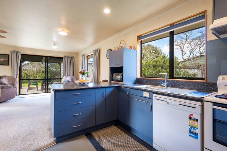 Photo of property in 6 Whiting Drive, Wakefield, 7025