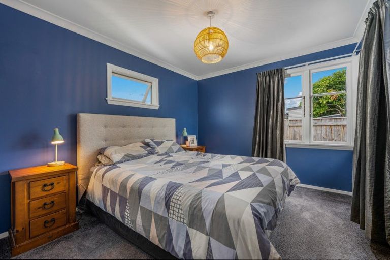 Photo of property in 33 Camden Street, Feilding, 4702