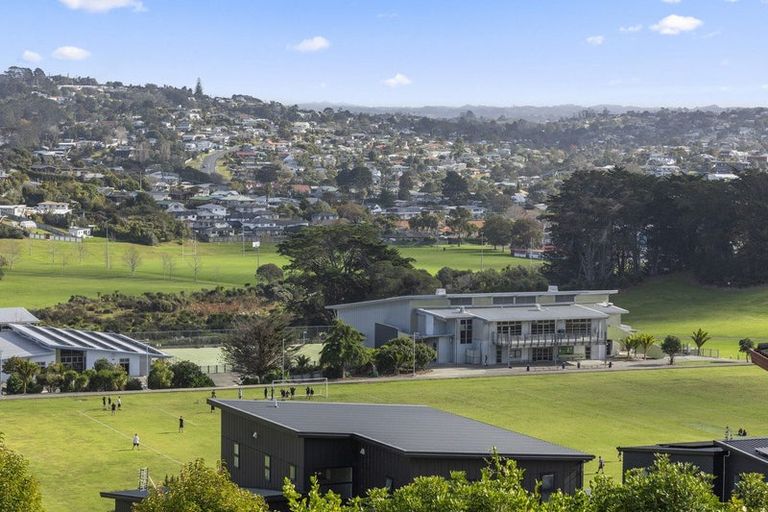 Photo of property in 50 Stanmore Bay Road, Stanmore Bay, Whangaparaoa, 0932