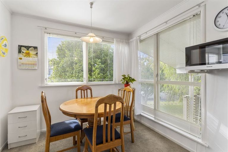 Photo of property in 4 Clendon Place, Manurewa, Auckland, 2102