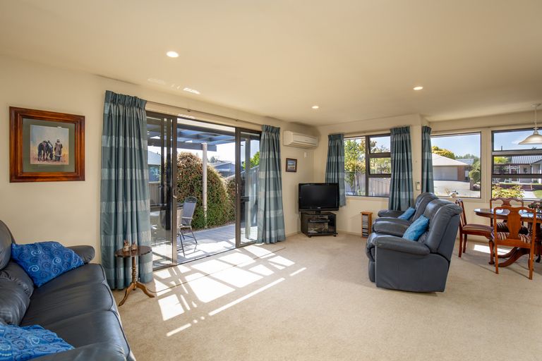 Photo of property in 11 Juniper Close, Alexandra, 9320